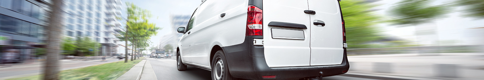 Hazards of Changing Lanes – Light Commercial Vehicles