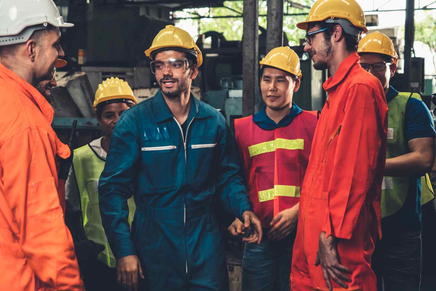 Toolbox Talks Work 6 Tips to Improve Toolbox Talks BIS Safety Software