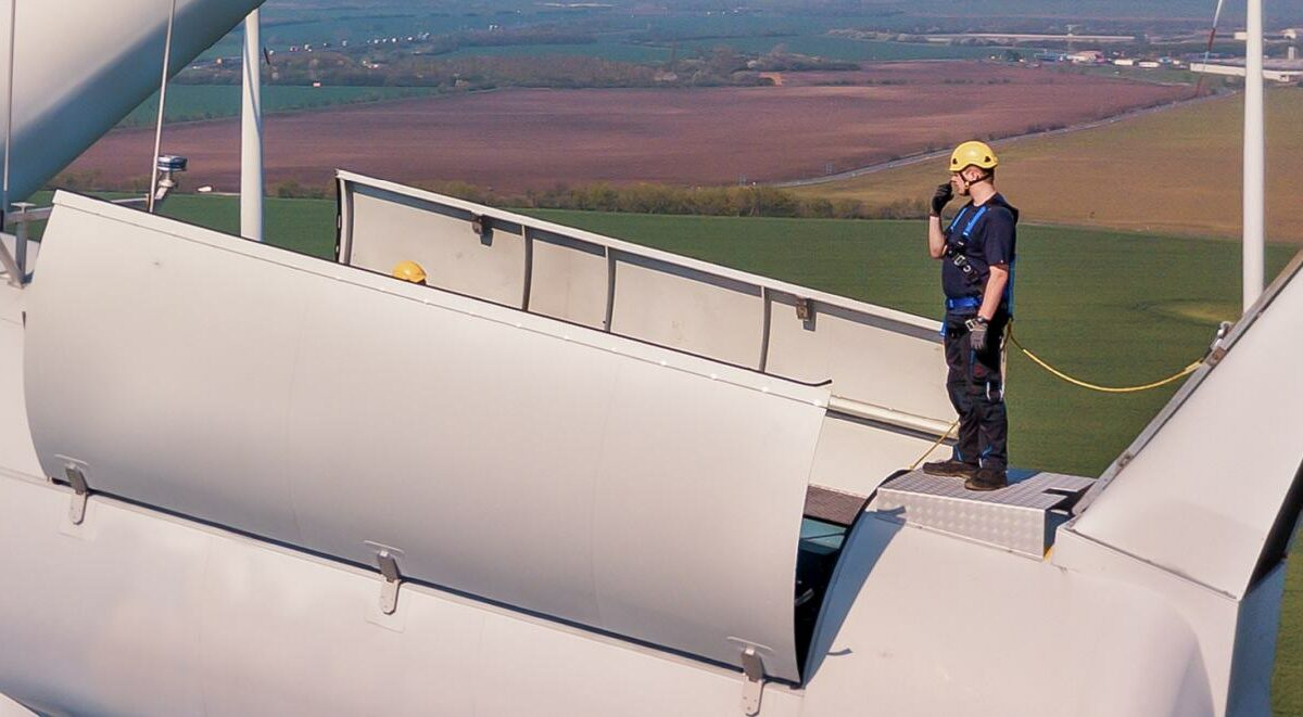 <h1>Wind Turbine Technicians | How They Work Safely</h1>